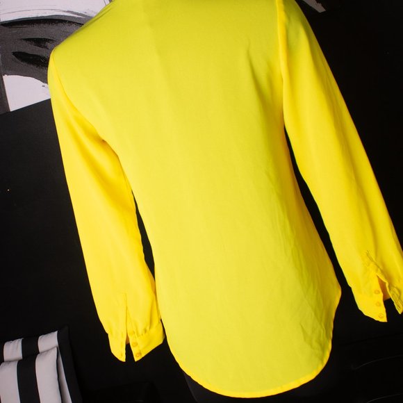 Yellow Blouse - Picture 3 of 3